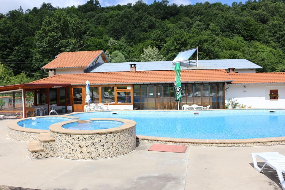 By The River Hotel Complex Balkanec Kültér fotó