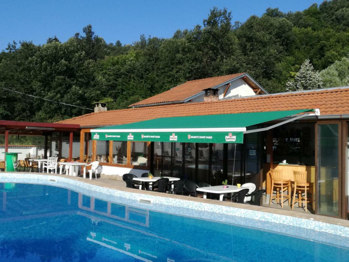 By The River Hotel Complex Balkanec Kültér fotó