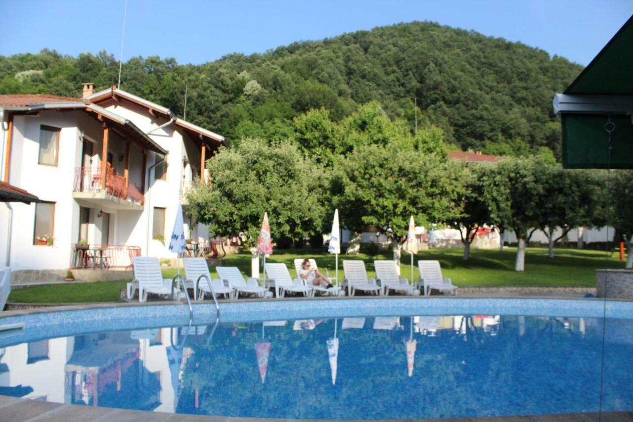 By The River Hotel Complex Balkanec Kültér fotó