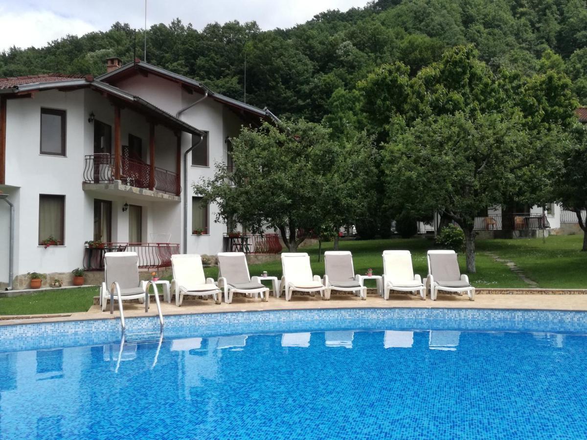 By The River Hotel Complex Balkanec Kültér fotó